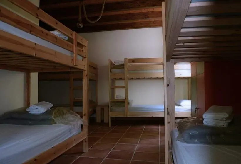 ファミリールーム, Albergue Usandi Auto Check In
