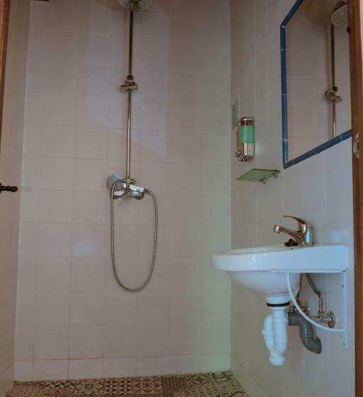 Семейный Номер, Albergue Usandi Auto Check In
