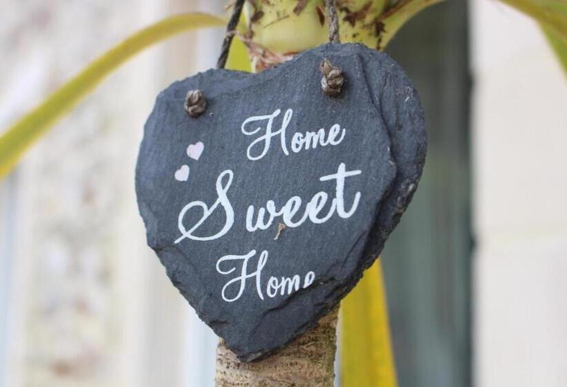 غرفة ديلوكس سرير كينج, Le Domaine D Etaville