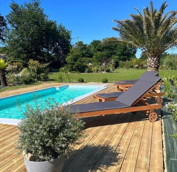 منزل غرفة نوم واحدة, Le Domaine D Etaville