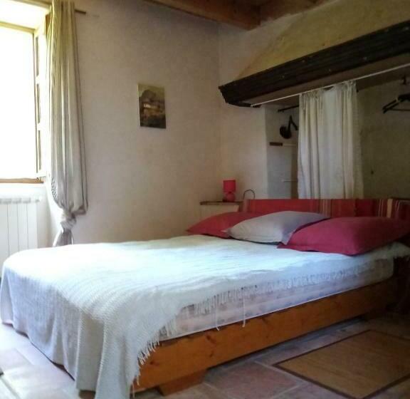 جناح, Mas Des Nabières