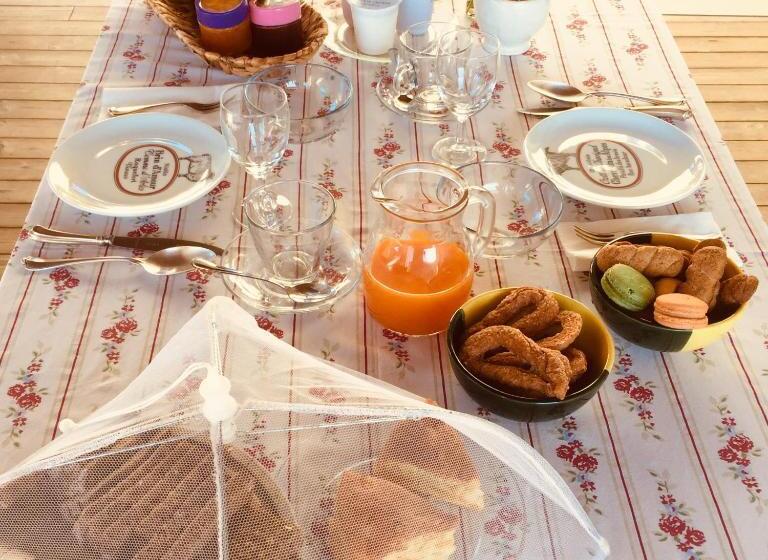 غرفة قياسية سرير كينج, Nido D Amore