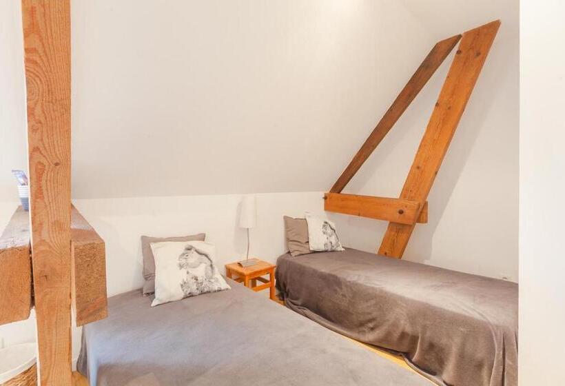 Семейный Номер, Normandy Inn