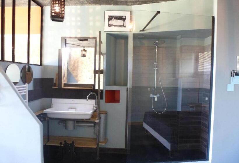 غرفة ديلوكس, Tempepailla