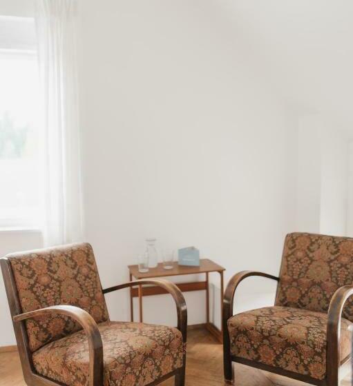 Номер Стандарт, Zweitwohnsitz