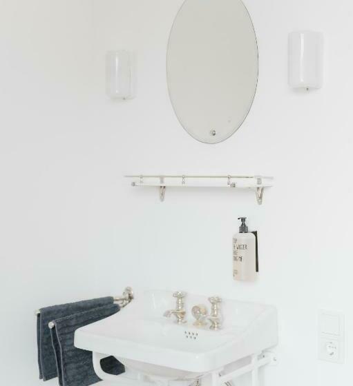 Номер Стандарт, Zweitwohnsitz