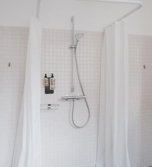 Семейное Студио, Zweitwohnsitz