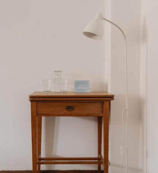 Семейное Студио, Zweitwohnsitz