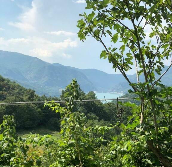 غرفة عائلية, Agriturismo I Due Regni