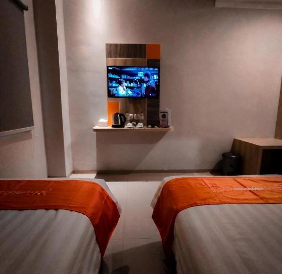 اتاق استاندارد, Front One Budget Abepura