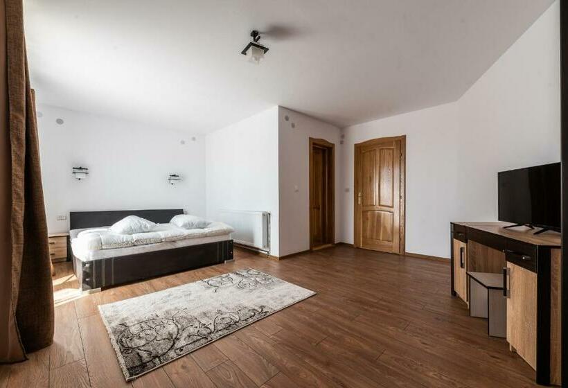 غرفة ديلوكس, La Tusa Dusa