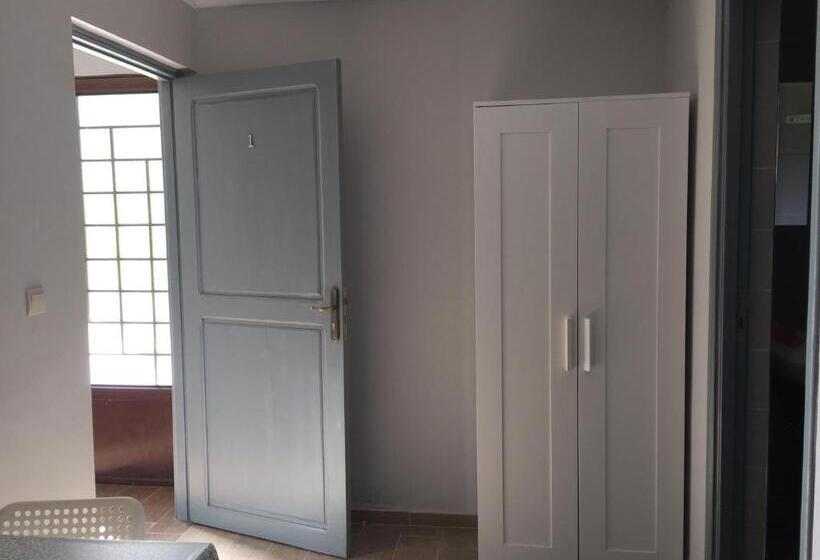 اتاق کلاسیک چهارنفره, Palm Grove Farm