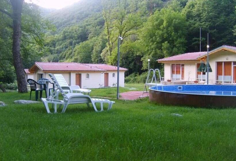 Deluxe room with river view, Valdis