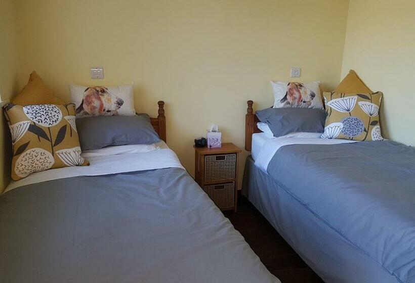 Номер Стандарт, Cross Swords Rooms, Skillington