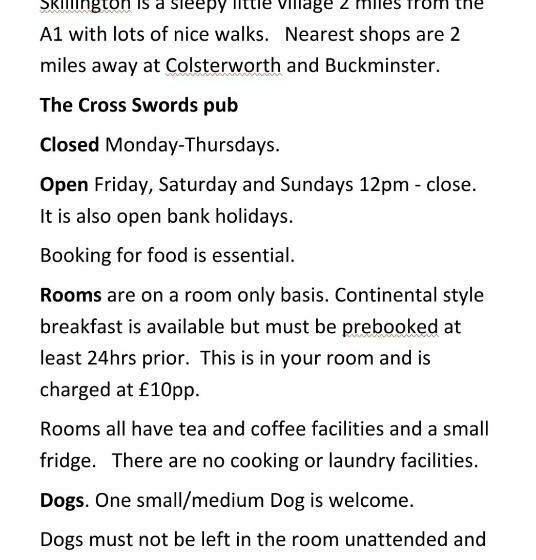 חדר סטנדרט מותאם לאדם עם מוגבלויות, Cross Swords Rooms, Skillington