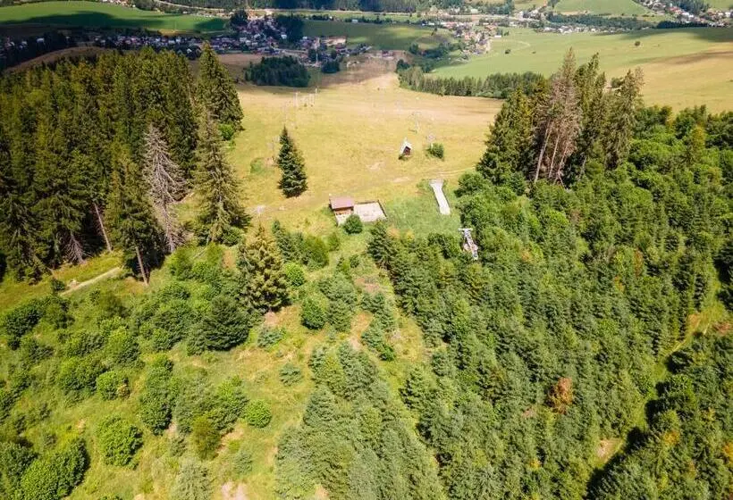 プール付き１ベッドルームヴィラ, Ski Cierny Balog