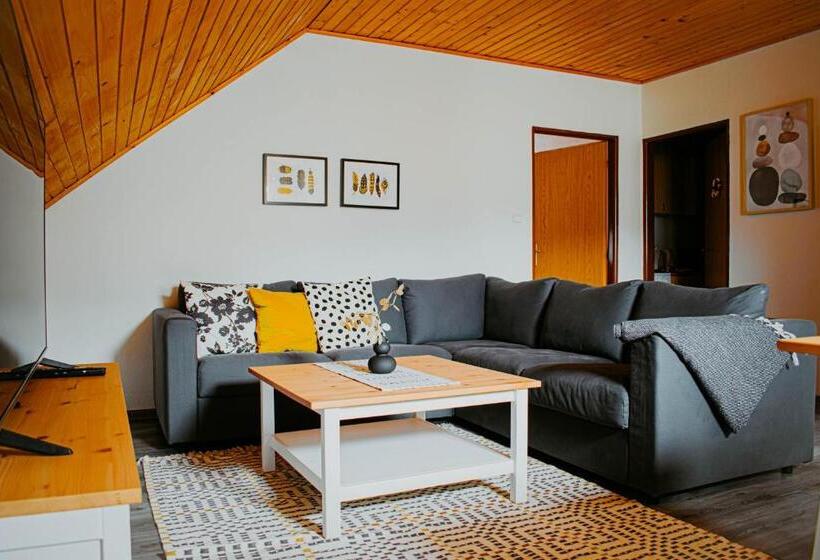 شاليه غرفة نوم واحدة, Ski Cierny Balog