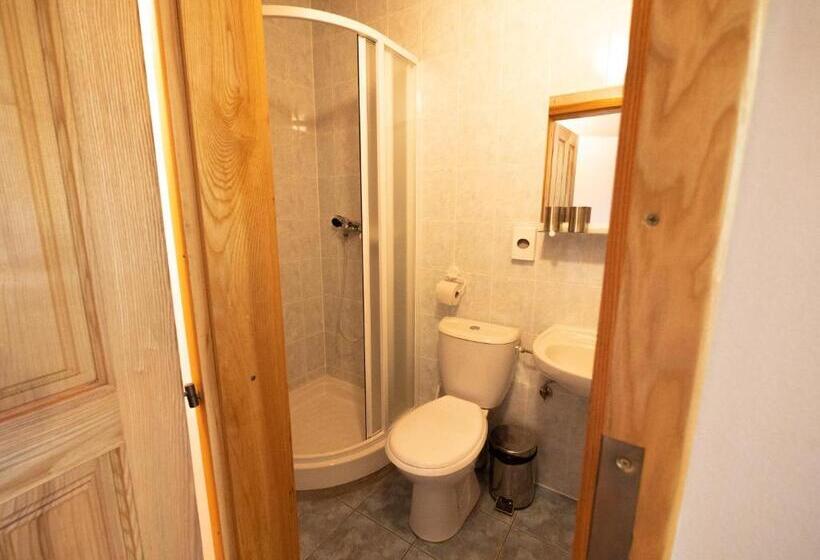 غرفة أساسية ثلاثية, Ski Cierny Balog