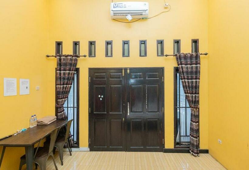 Номер Стандарт, Boss Residence Serang Mitra Reddoorz