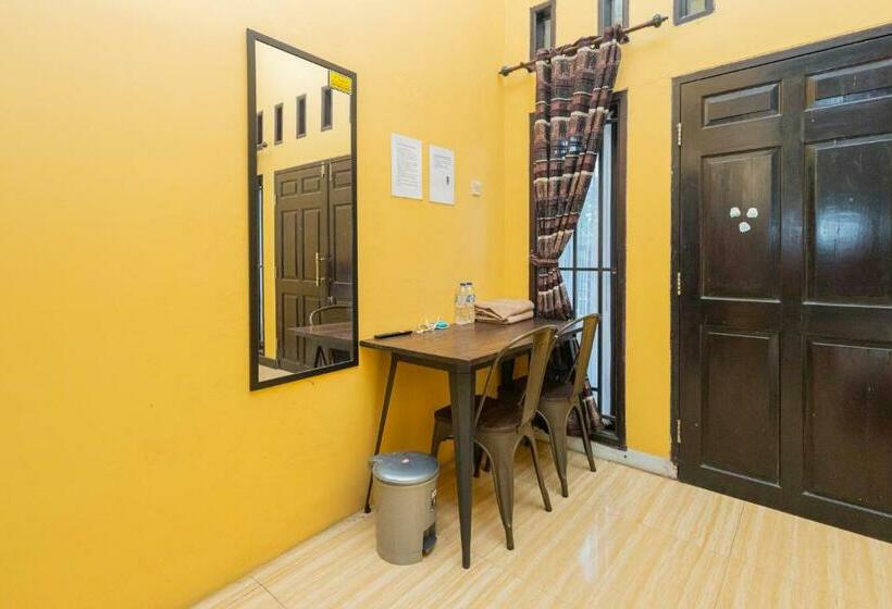 Номер Стандарт, Boss Residence Serang Mitra Reddoorz