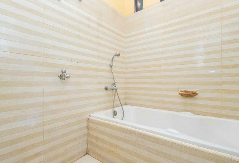 Номер Стандарт, Boss Residence Serang Mitra Reddoorz