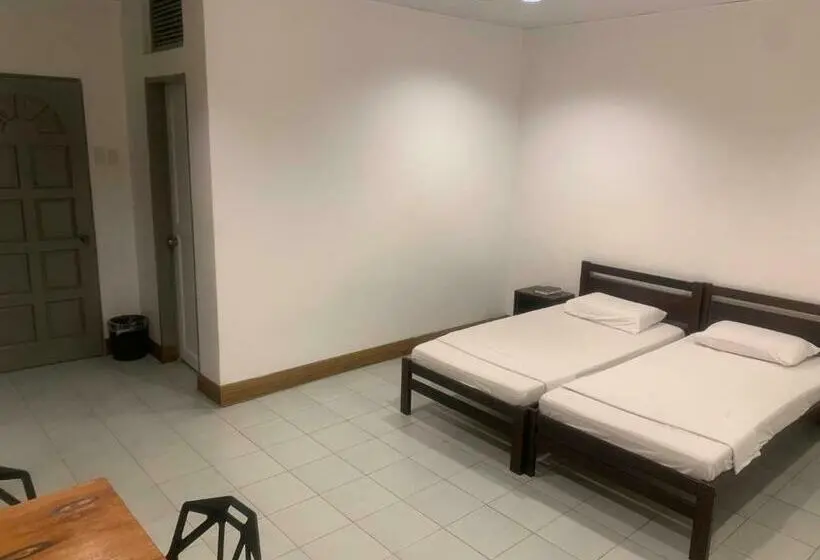 Camera Deluxe, Nacho Hostel Cebu