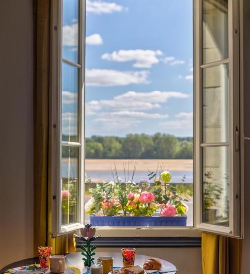 带大床的标准间, Casa Mila & Spa   Chambres D Hôtes Raffinées Vue Loire, Spa Bien être