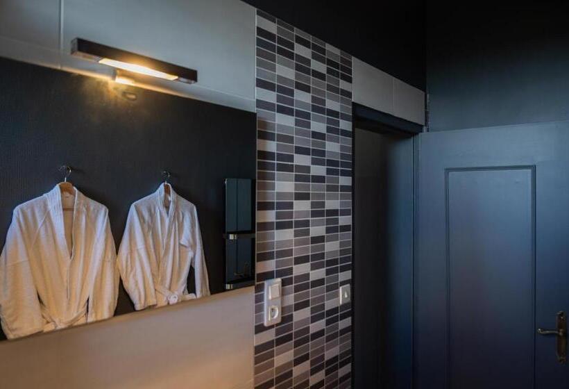 标准房带园景, Casa Mila & Spa   Chambres D Hôtes Raffinées Vue Loire, Spa Bien être