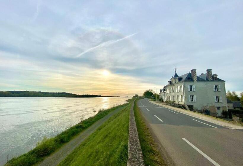 标准房带园景, Casa Mila & Spa   Chambres D Hôtes Raffinées Vue Loire, Spa Bien être