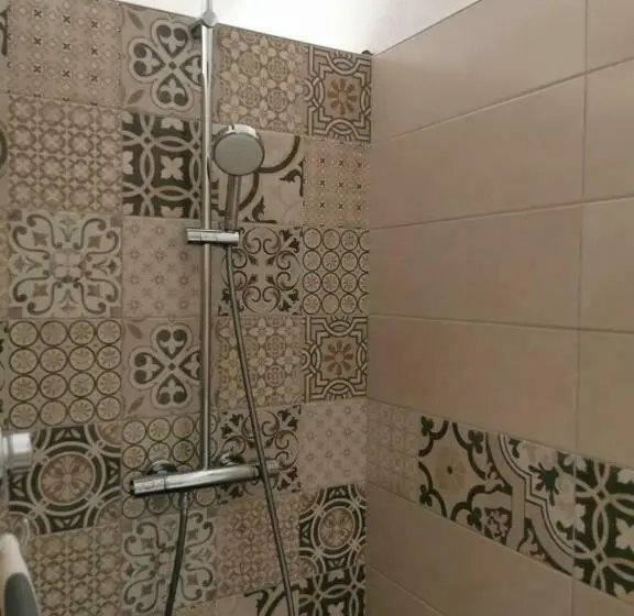 ベーシックルーム, Chambres D Hôtes L Escale Charmante