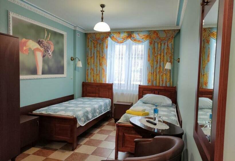 스탠다드 룸, Dwór Bartnika