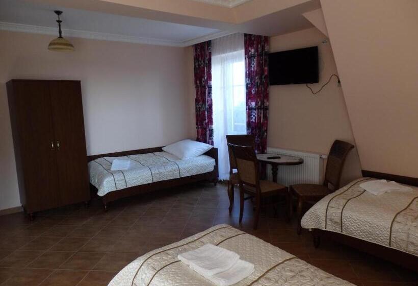 4인용 스탠다드 룸, Dwór Bartnika