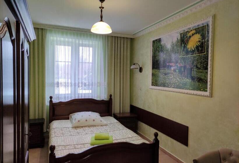 스탠다드 룸, Dwór Bartnika