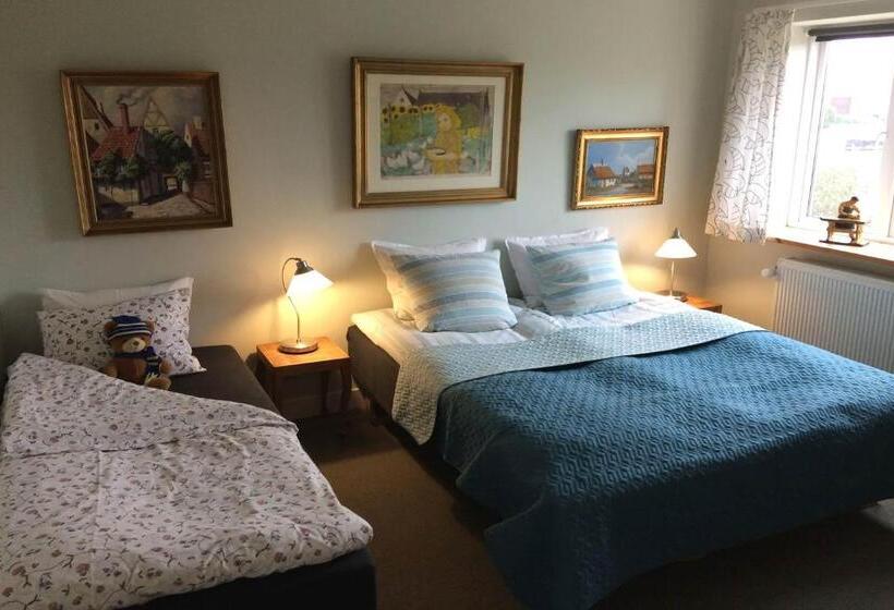 Номер Стандарт Трехместный, Lolland