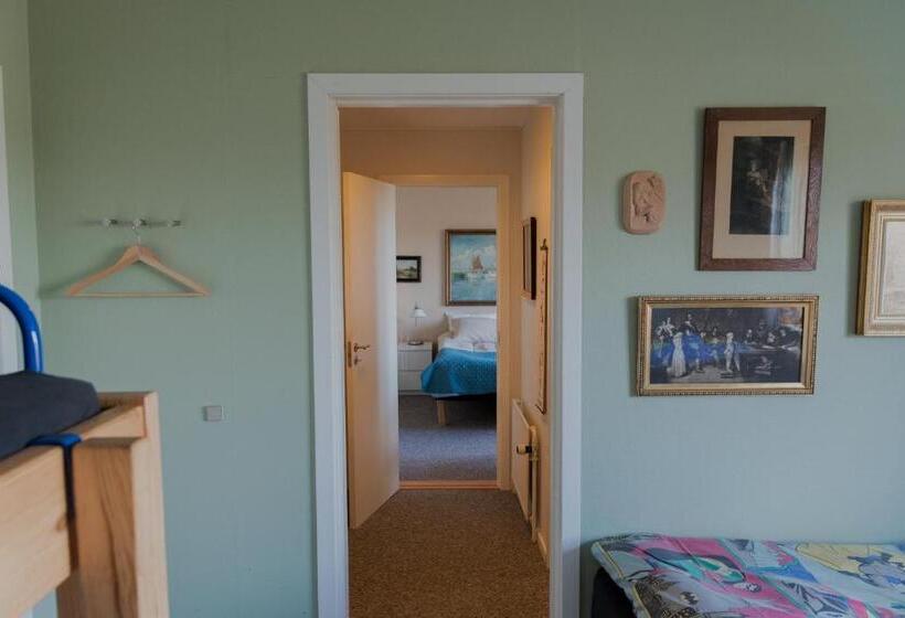 Семейный Номер, Lolland