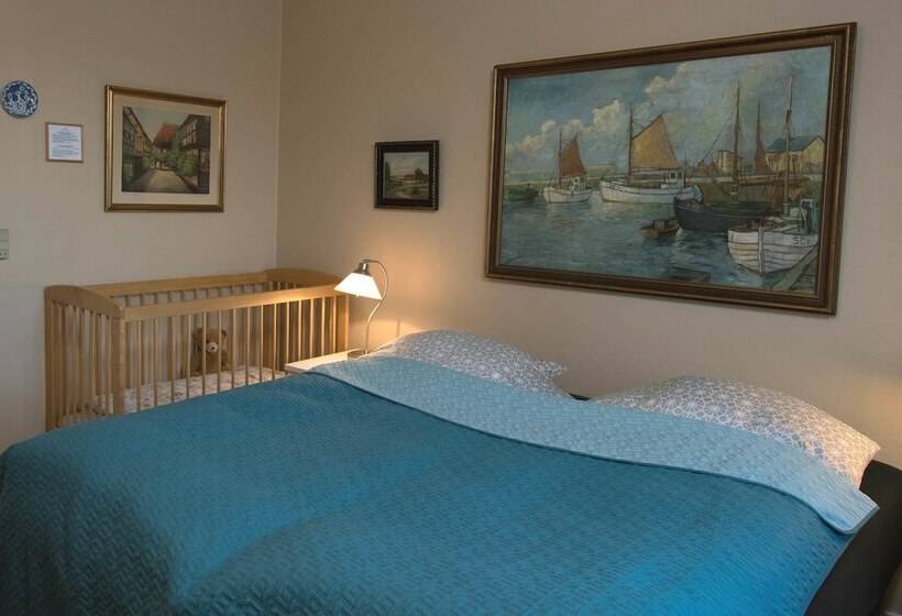 Семейный Номер, Lolland