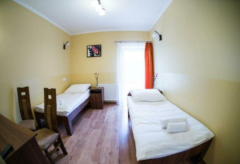 חדר סטנדרט עם מרפסת, Pensjonat Pod Kogutami