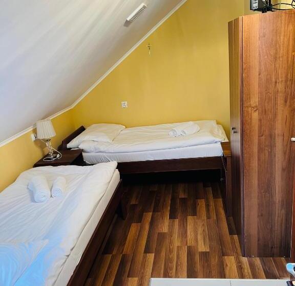 חדר בסיסי, Pensjonat Pod Kogutami