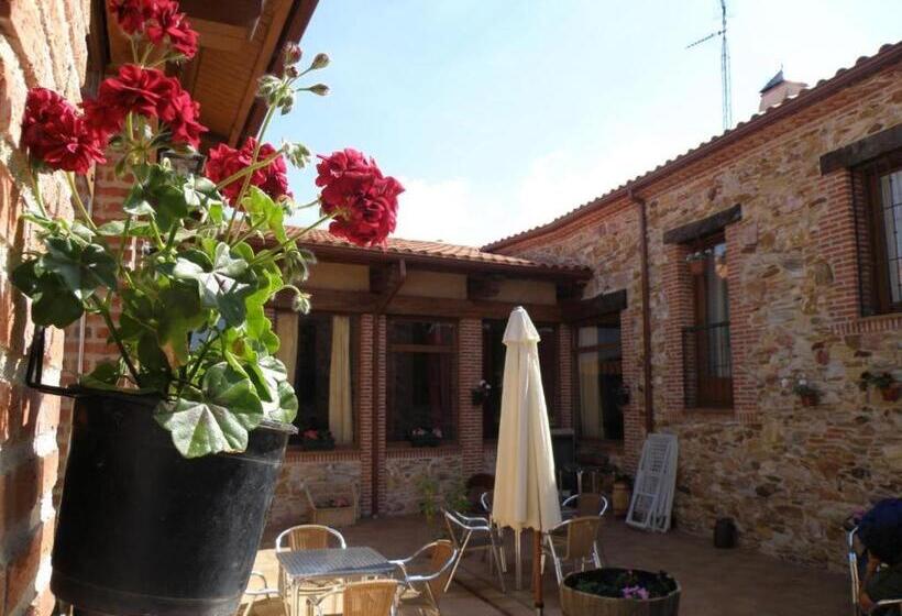 スタンダードトリプルルーム, Rural Vii Carreras By Vivere Stays