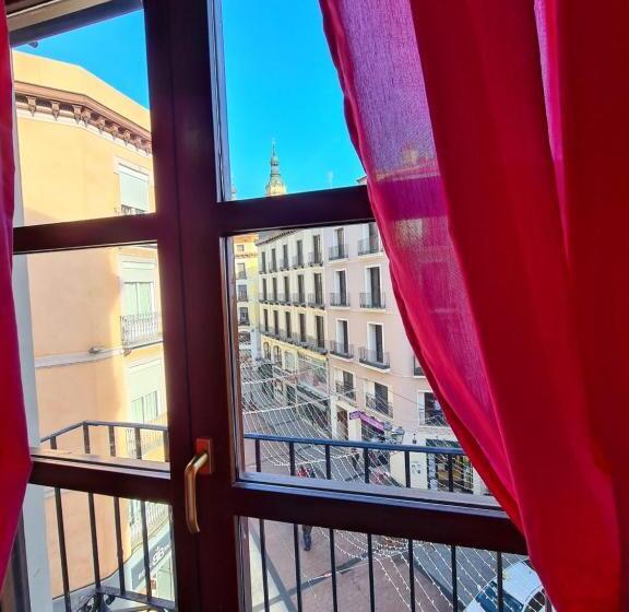 Апартаменты 1 Спальня, Dos Torres Pilar Suites  Pilares Vistas A La Ofrenda 3 Balcones A Calle Alfonso I