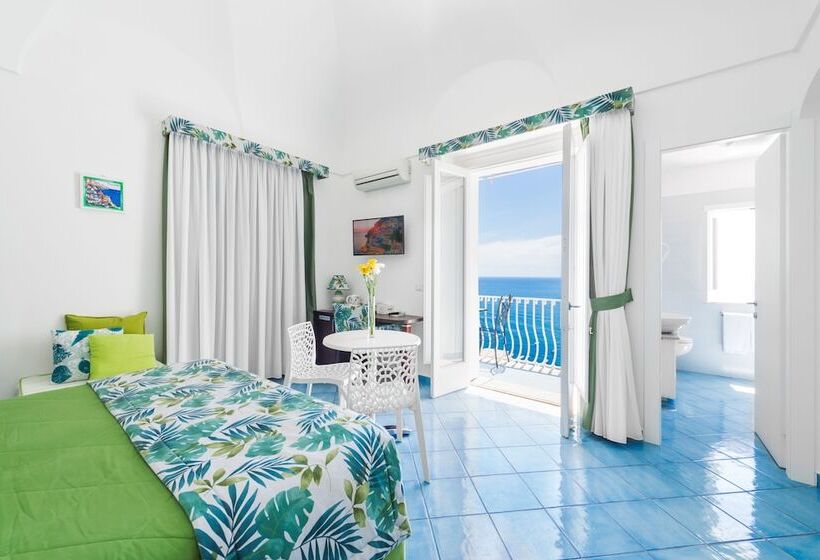 高级海景房, Casa Nilde