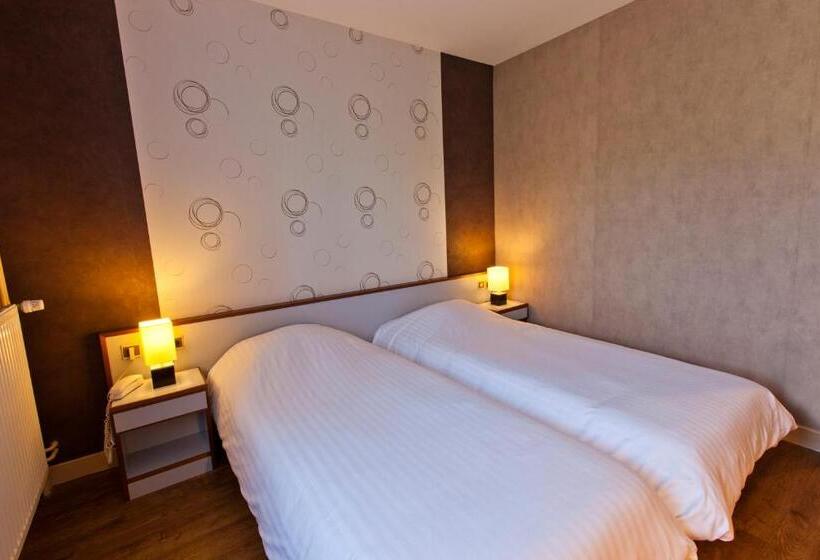 Номер Стандарт, Cit Hotel Du Circuit