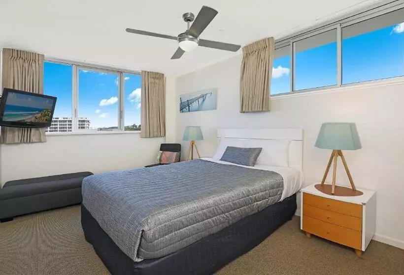 海の見える3ベッドルームアパートメント, Elouera Tower Beachfront Apartments