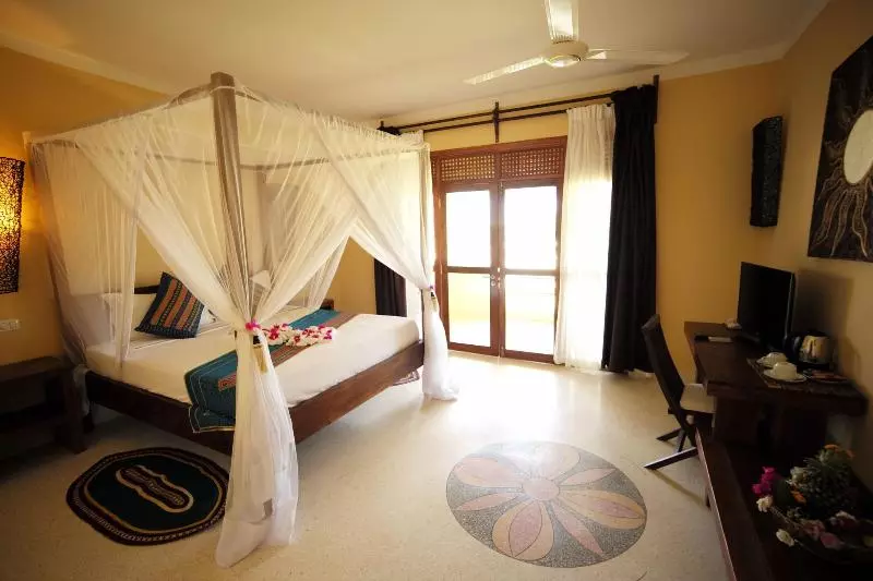 デラックストリプルルーム, Fruit & Spice Wellness Resort Zanzibar