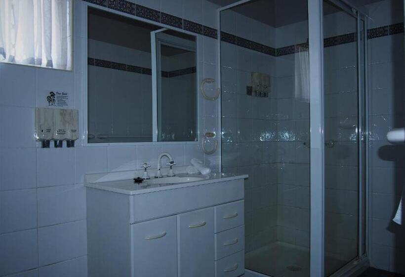 Апартаменты 3 Спальни, Grafton Central Motel