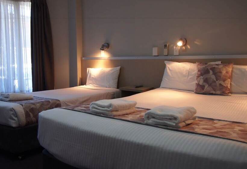 חדר סטנדרט יחיד מיטת קווין, Grafton Central Motel