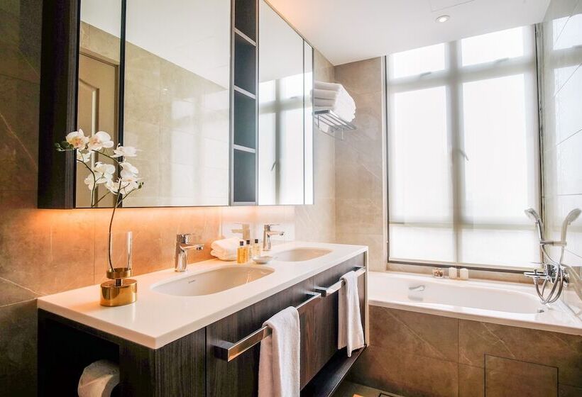 3 Bedroom Premium Apartment, Great World Serviced Apartments