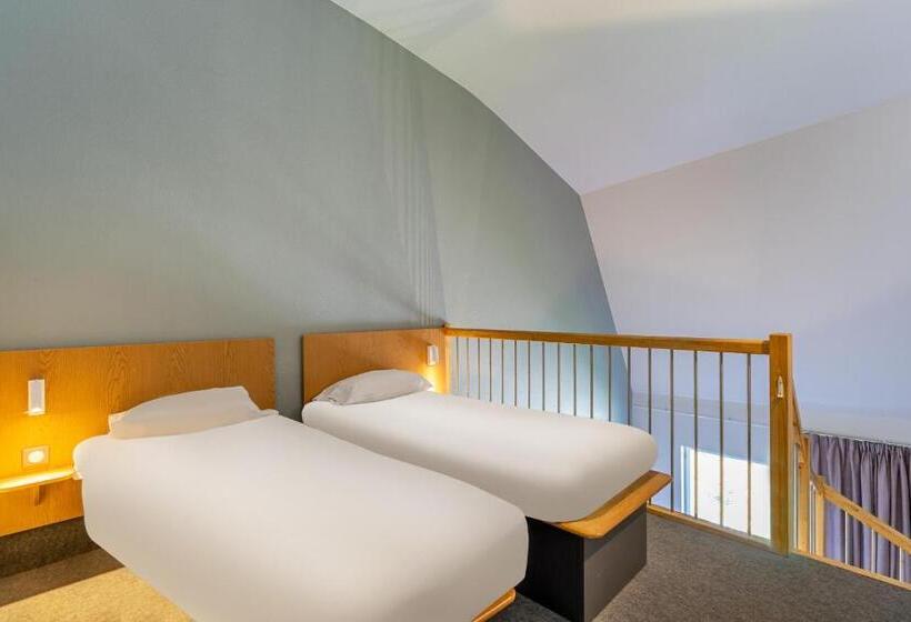 חדר סטנדרט לארבעה, B&b Hotel Marseille Euromed