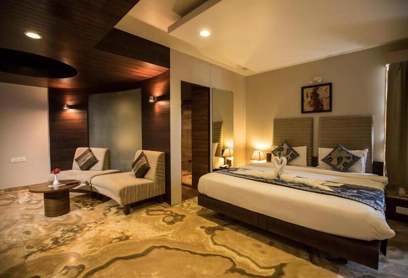 이그제큐티브 룸, Bizz The