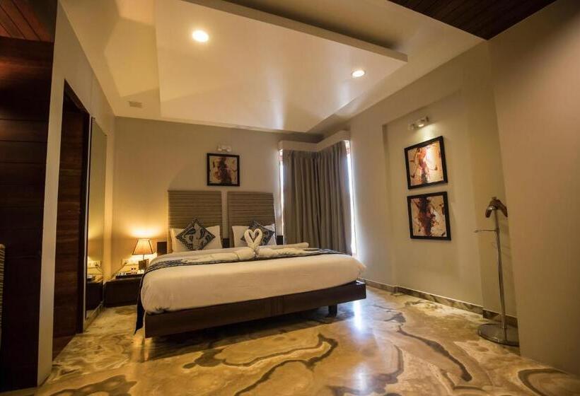 이그제큐티브 룸, Bizz The